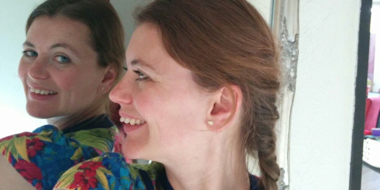 raeskin's profile banner image