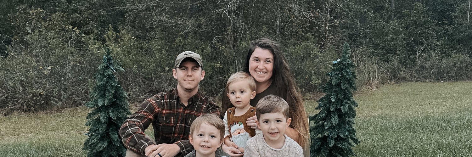 AshleighEiland's profile banner image