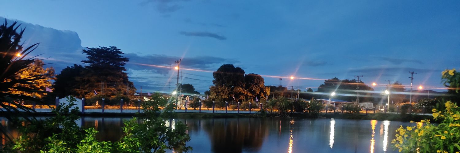 aom1722's profile banner image