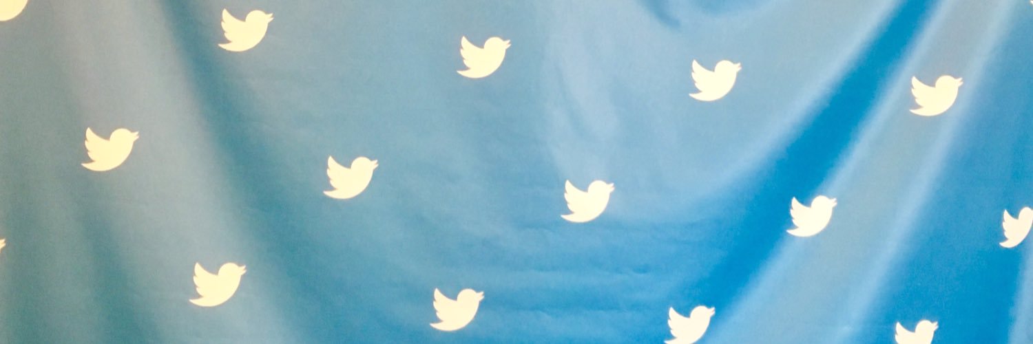 darintra's profile banner image
