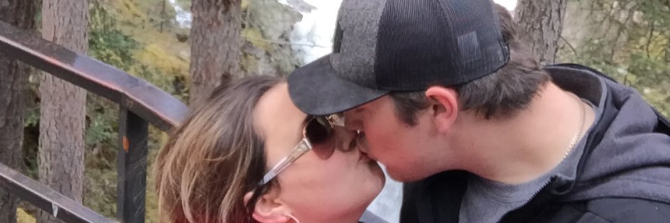 raquelbreanne's profile banner image