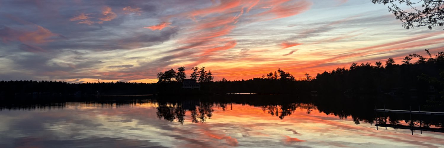 sarahrat18's profile banner image