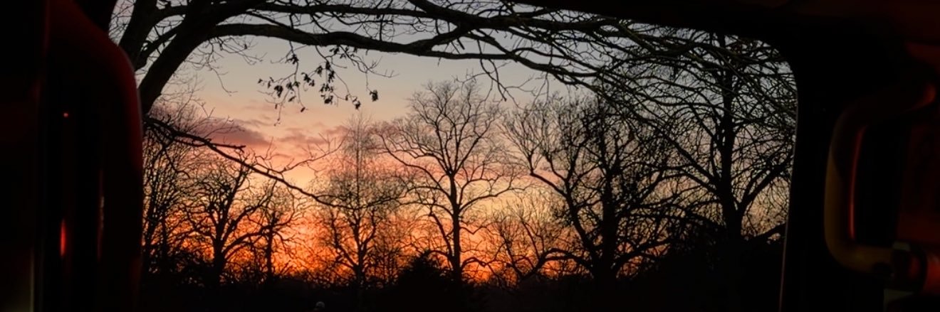 Khuuzam's profile banner image