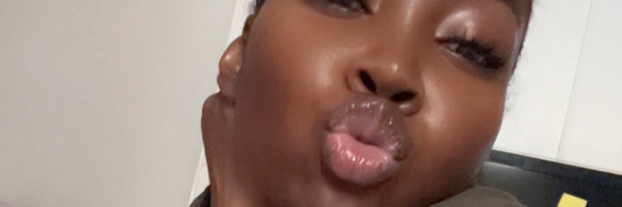 auntydami_'s profile banner image