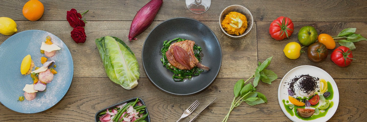 caxtongrill's profile banner image