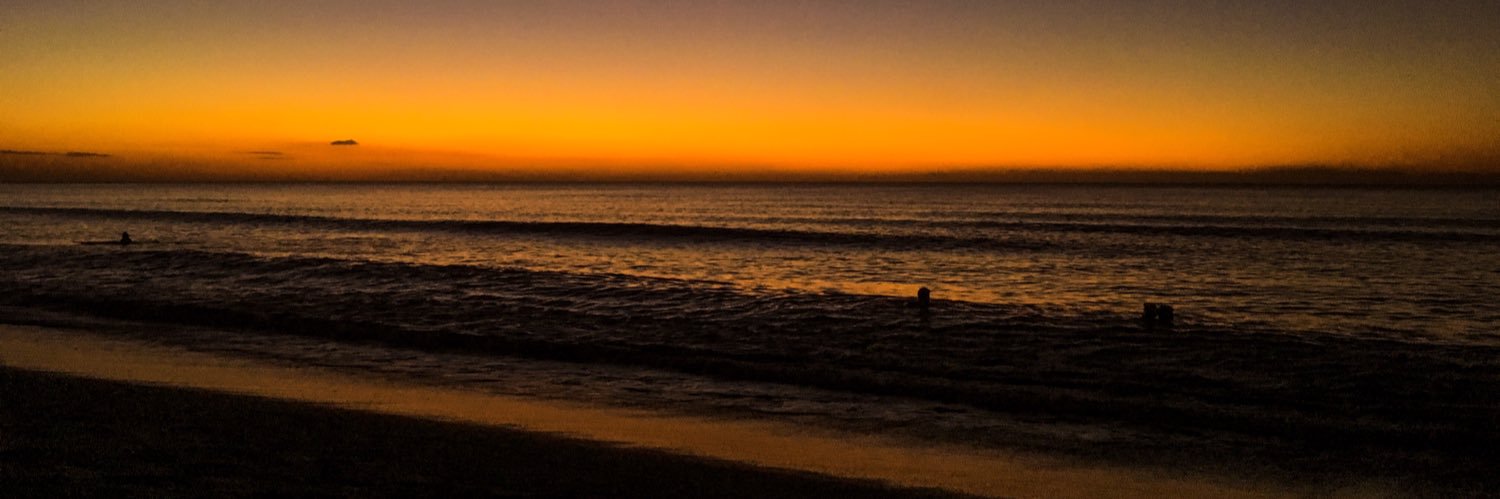 mowmowng's profile banner image