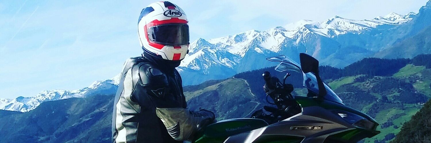 Isratriki's profile banner image
