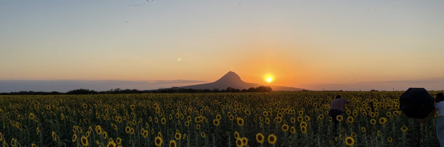 perezur's profile banner image