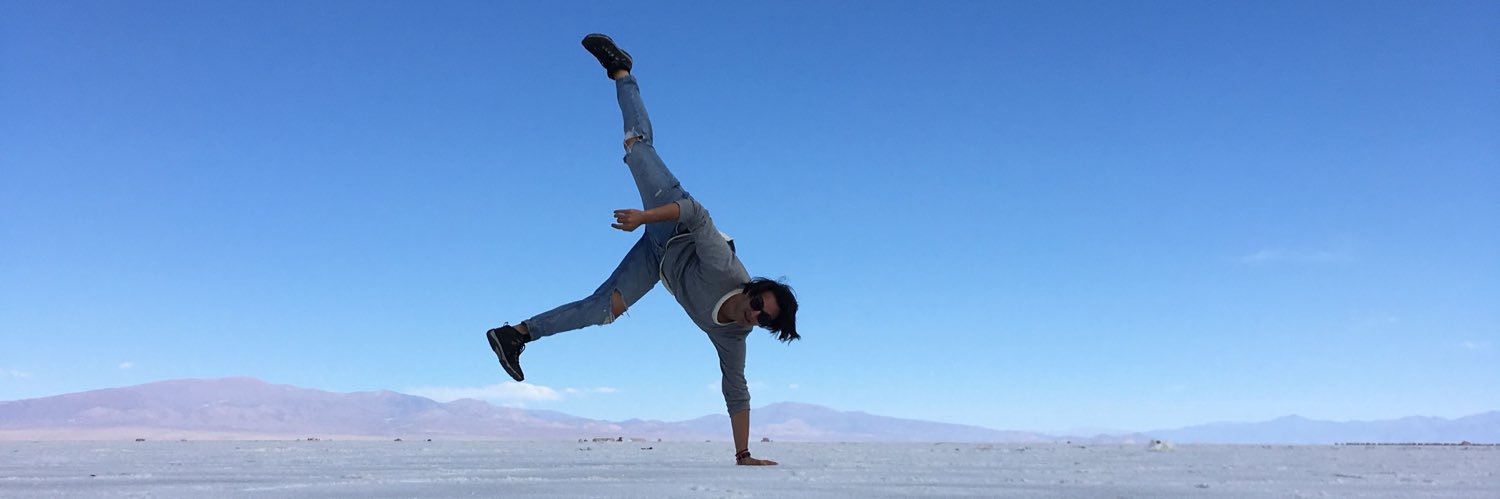 eeliog's profile banner image