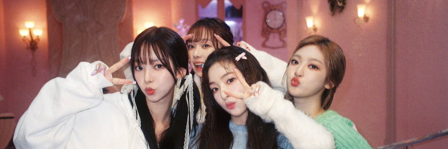 ReneShiriNa's profile banner image
