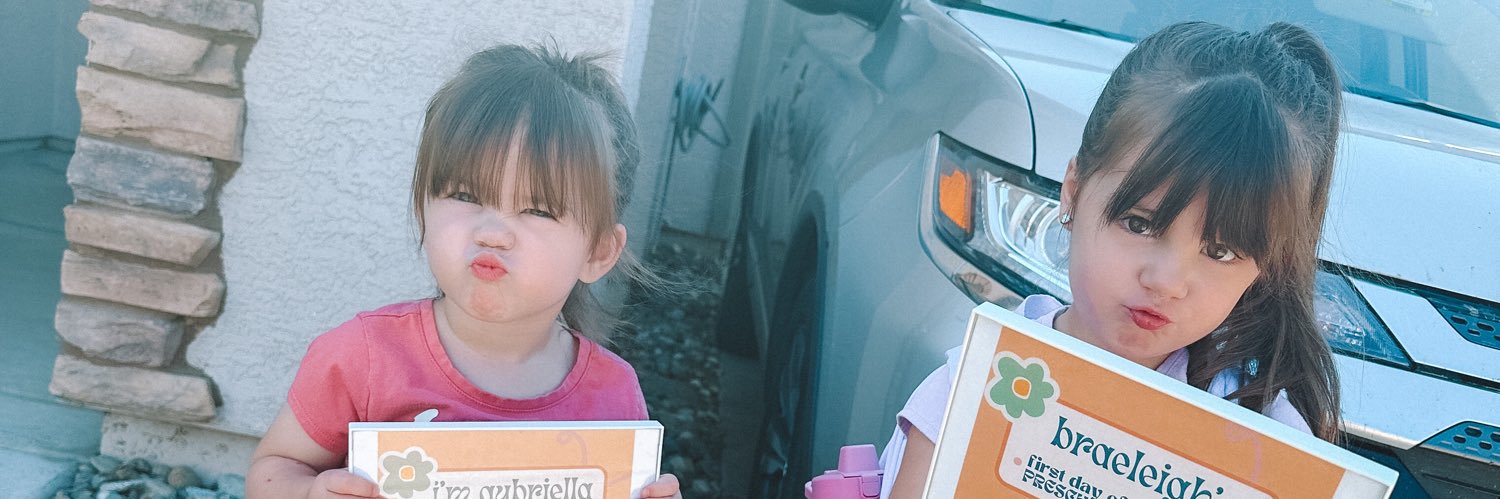 jadeirenee's profile banner image