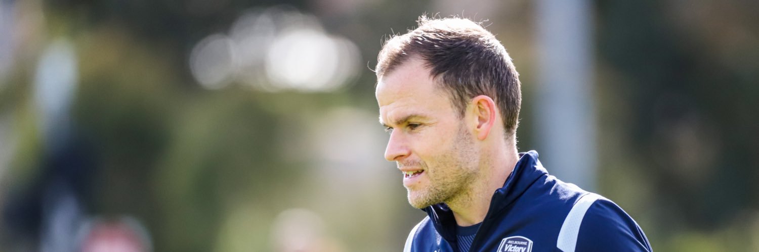 Leigh Broxham banner