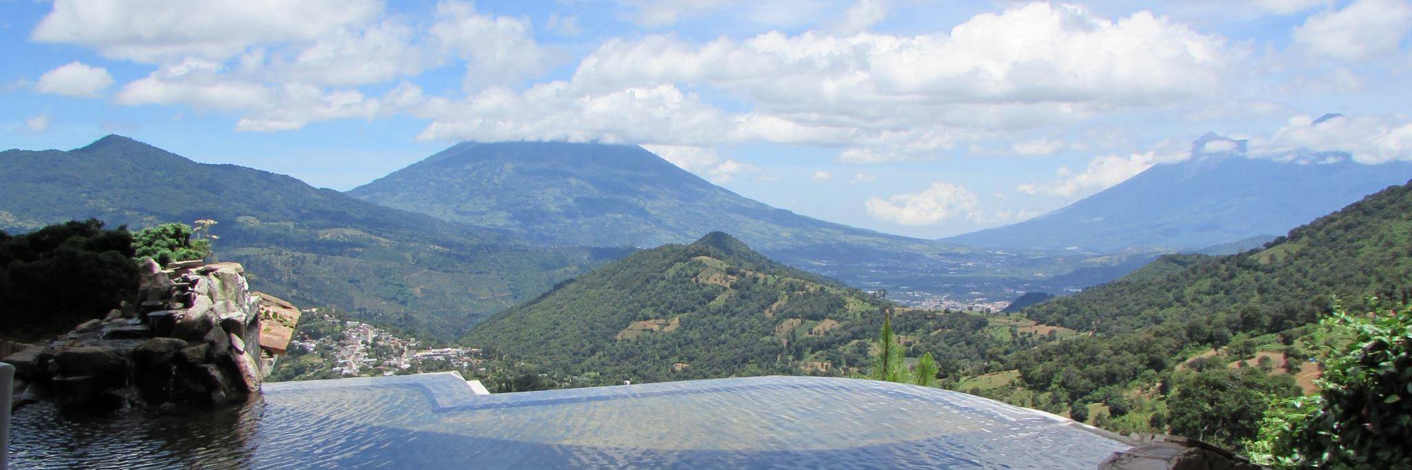 Cesar Hernandez banner