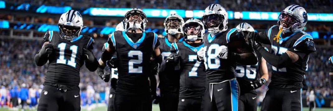 He came threw.....42 banner