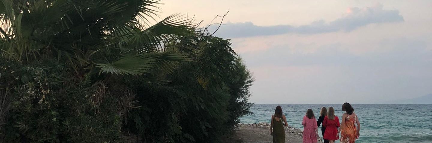 SaraLienD's profile banner image