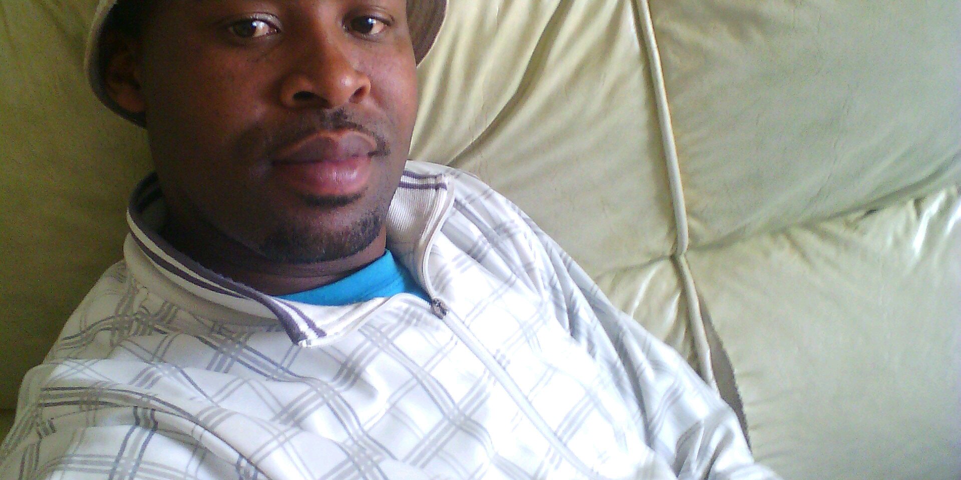 0792607804's profile banner image
