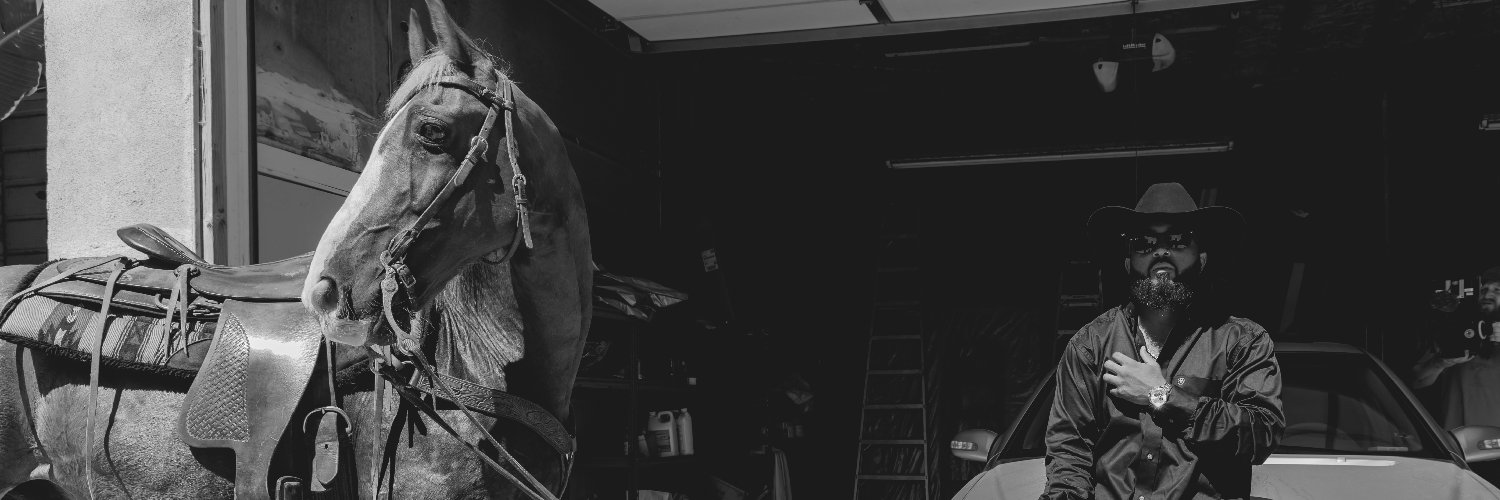 Randy Savvy banner
