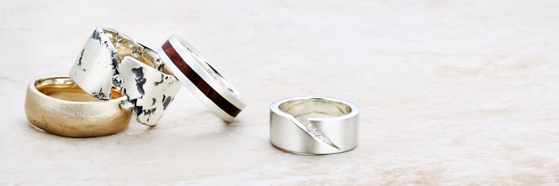 _Wedding_Rings_'s profile banner image