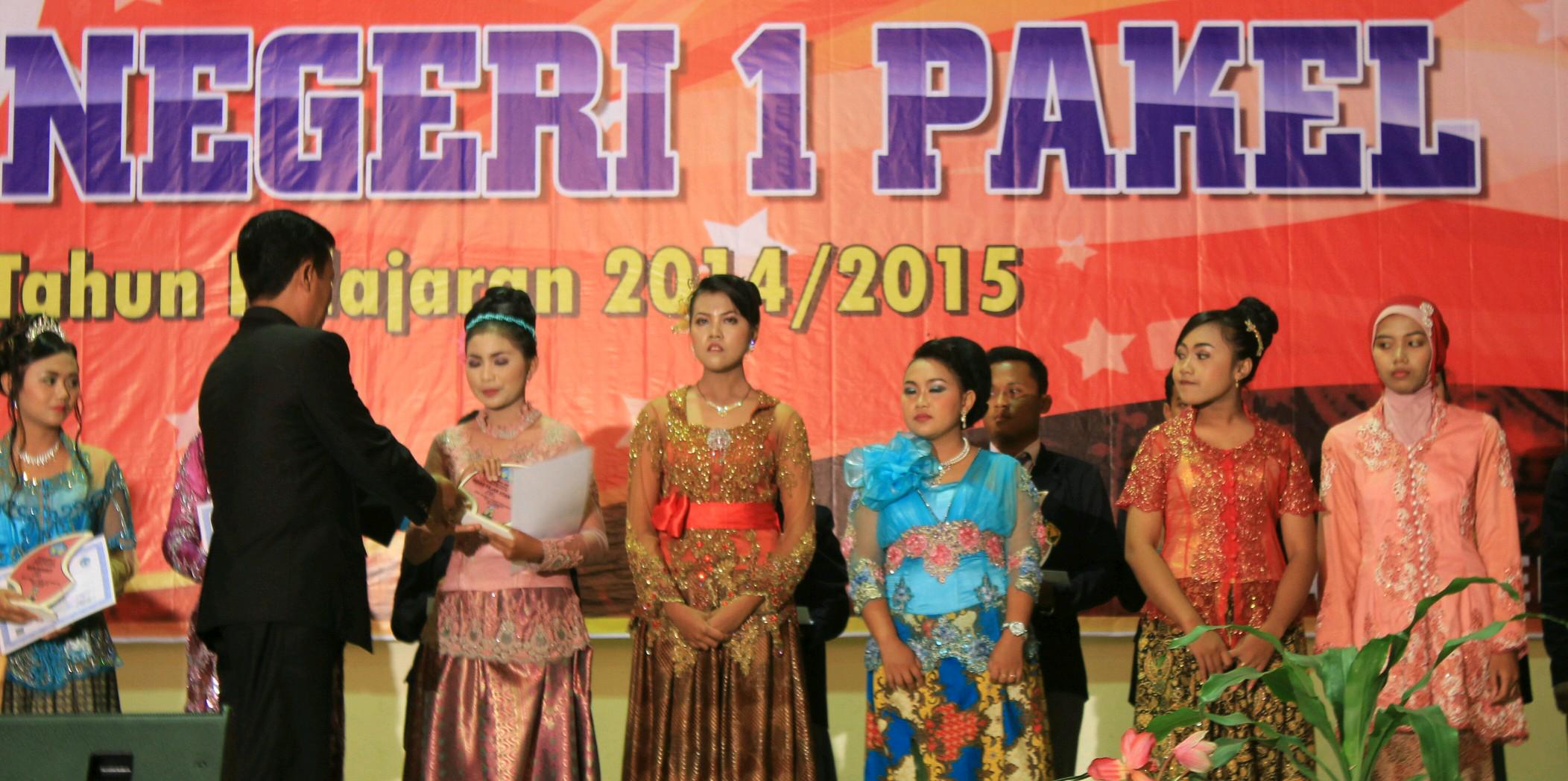 Indah_FU's profile banner image