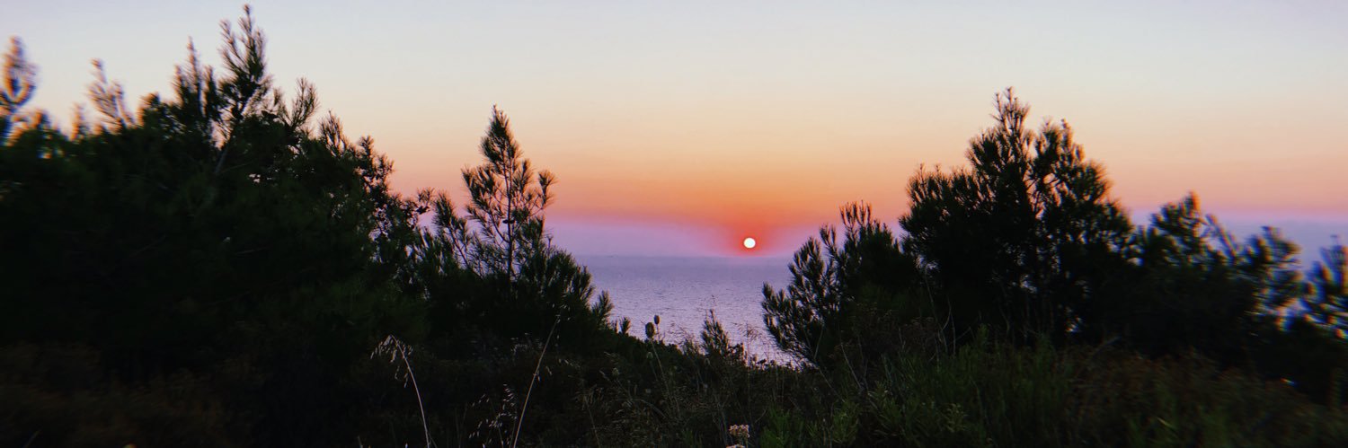izzykinnersley's profile banner image