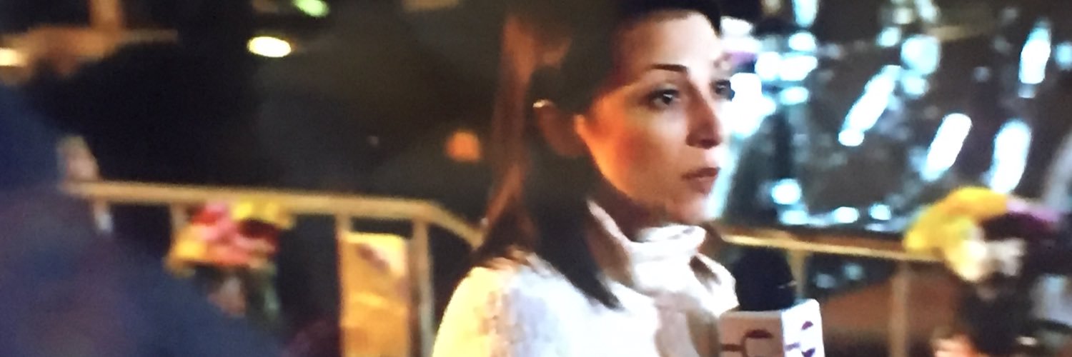 vanessaburns's profile banner image