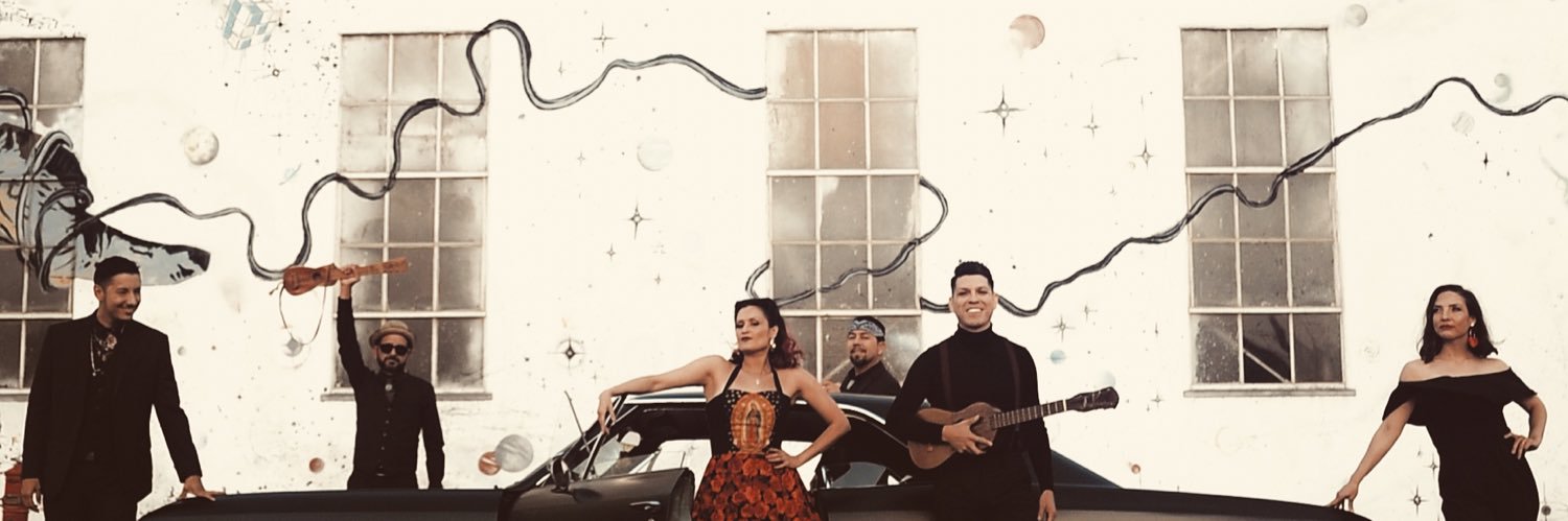 Las Cafeteras banner