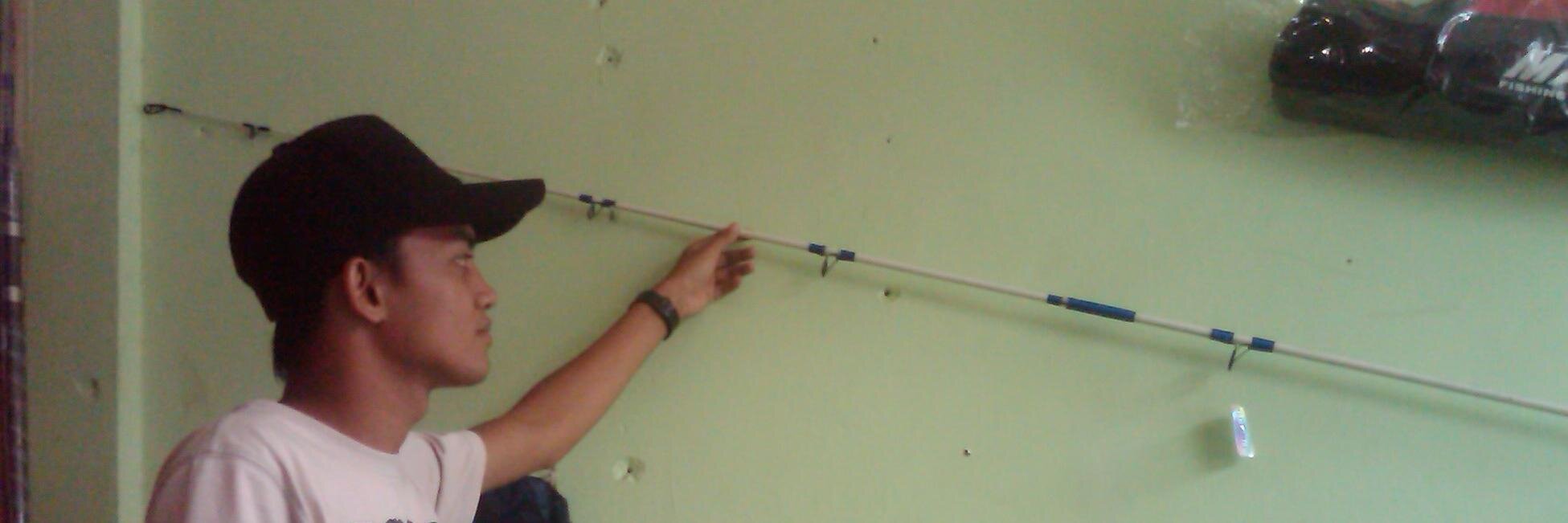 endra_taluk's profile banner image