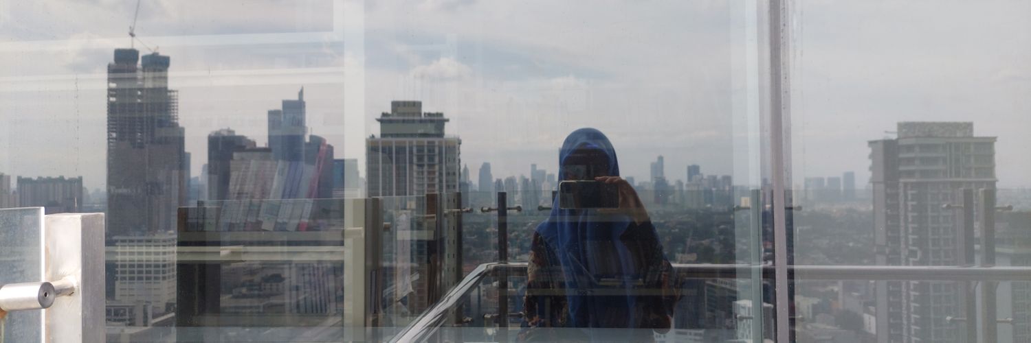 dindanissa_'s profile banner image