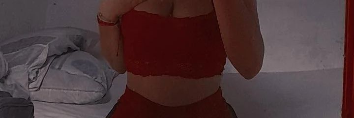 veroomontserrat's profile banner image