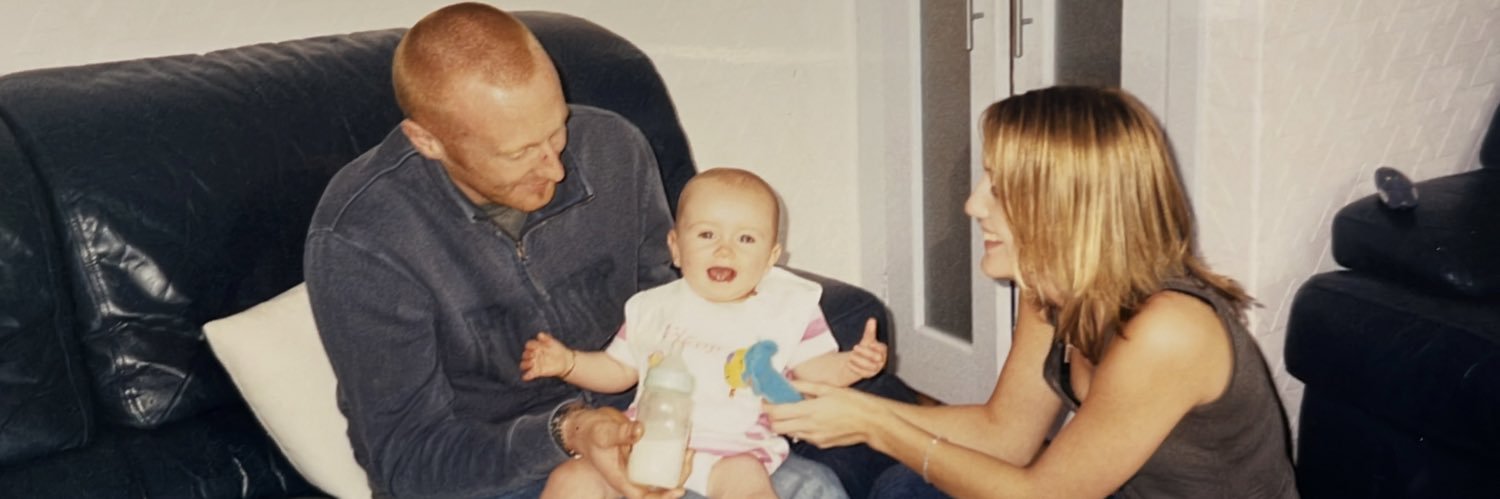 Chloethomson_x's profile banner image