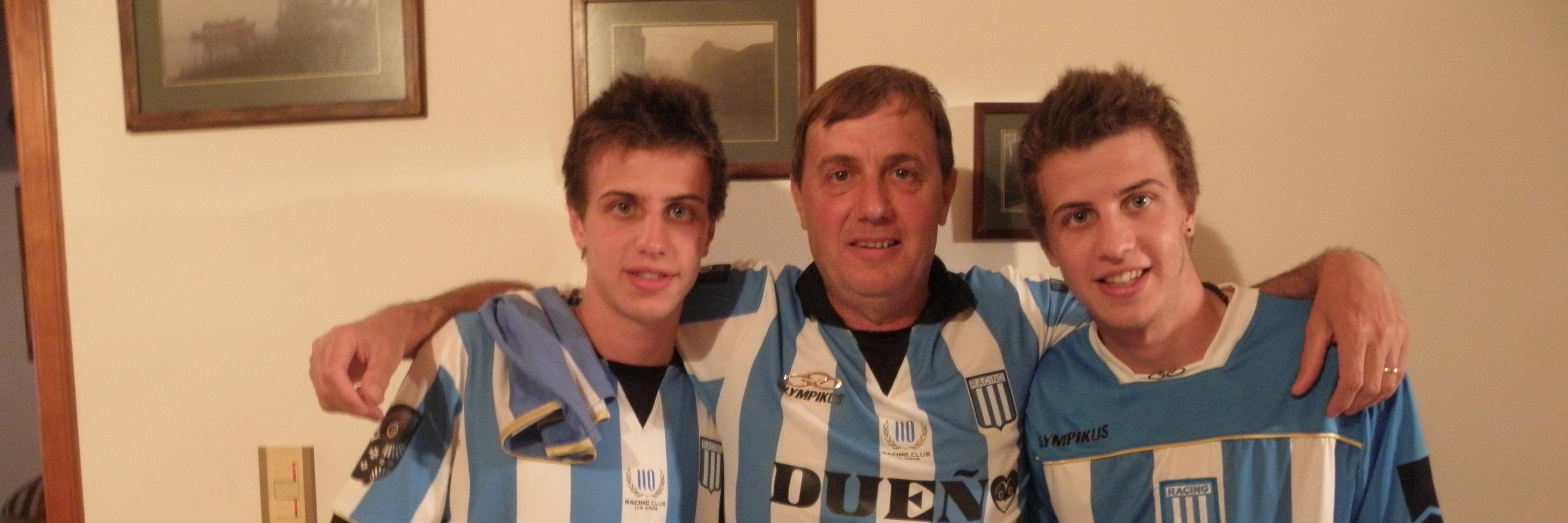 Aguusgrees's profile banner image