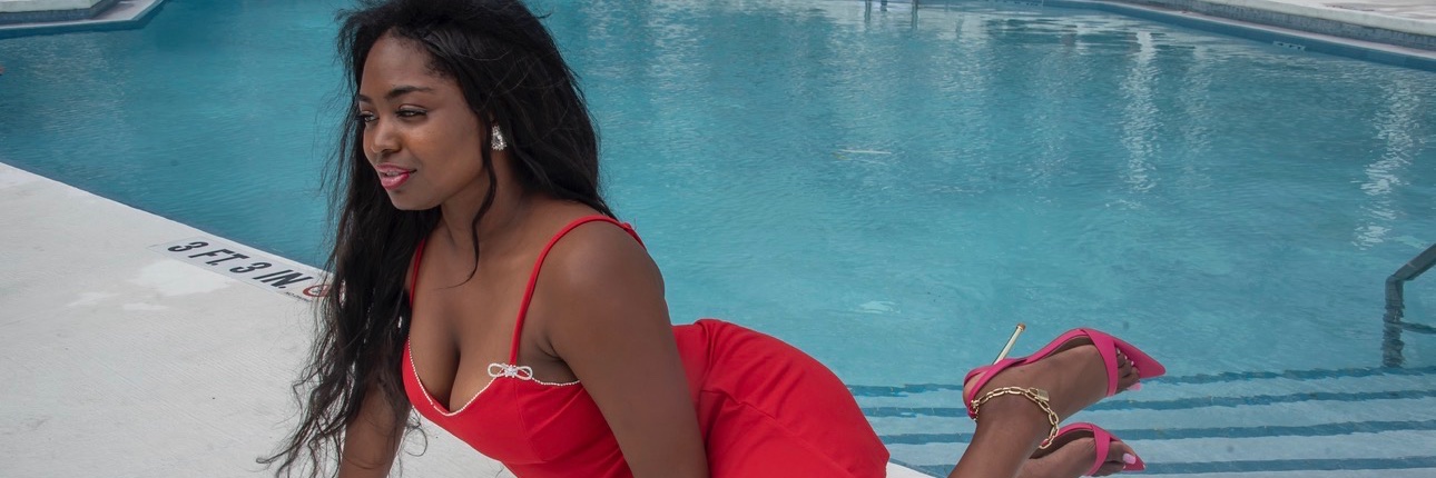 MiniMadammm's profile banner image