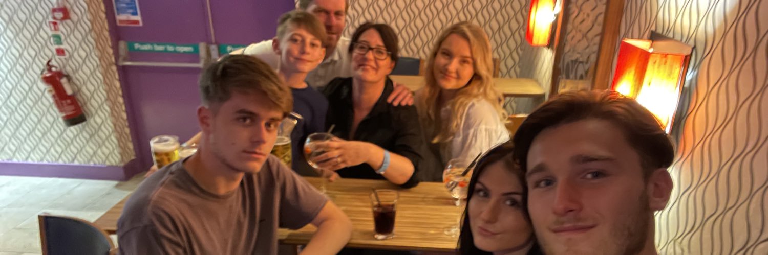 trixdavies's profile banner image