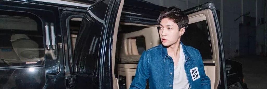 Tonkhow_RM's profile banner image