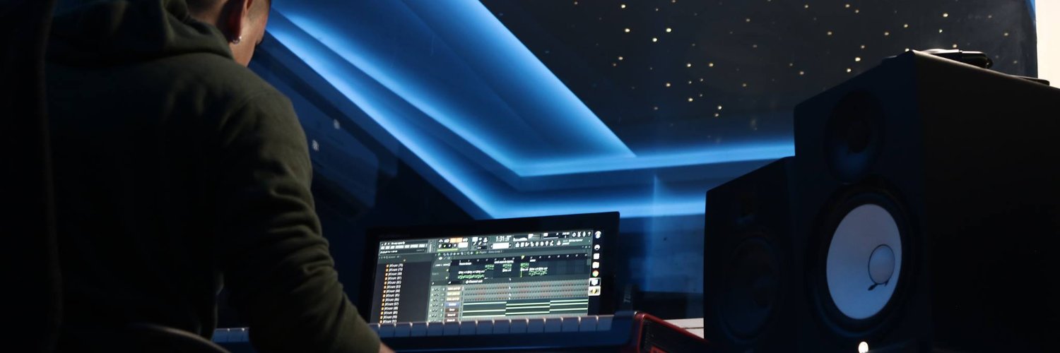 YasMusicCo's profile banner image