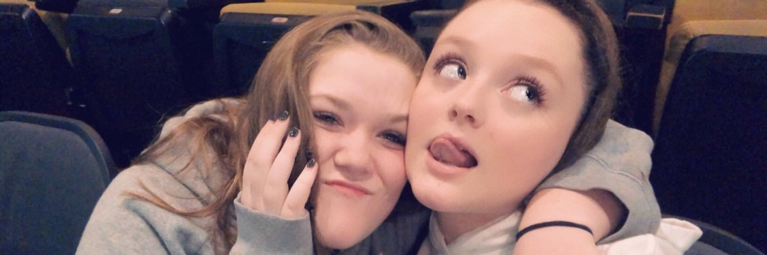 ariannareid's profile banner image