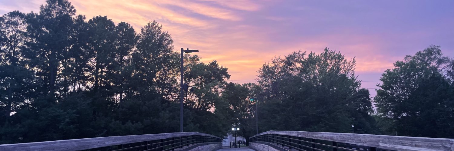 macycbutler's profile banner image
