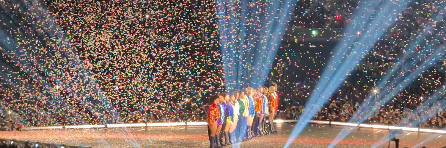 emi_swiftie🧡✈ banner