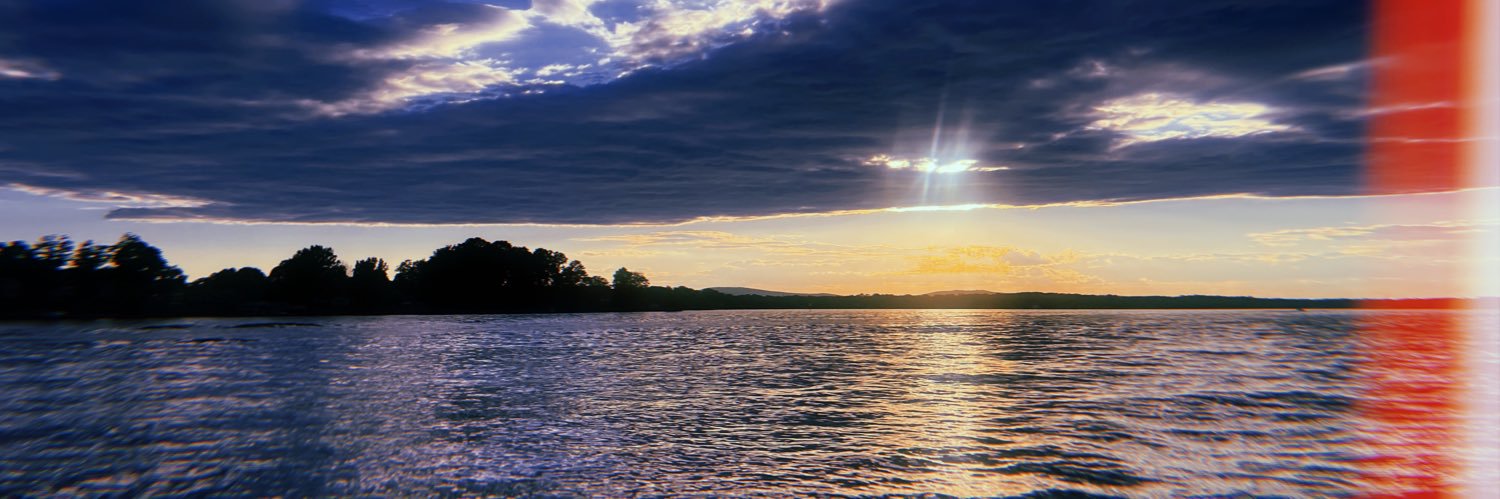 2LivePauly's profile banner image
