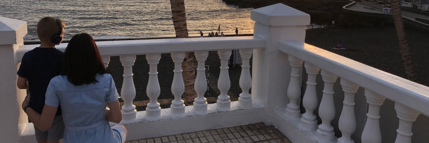 fabsmum's profile banner image