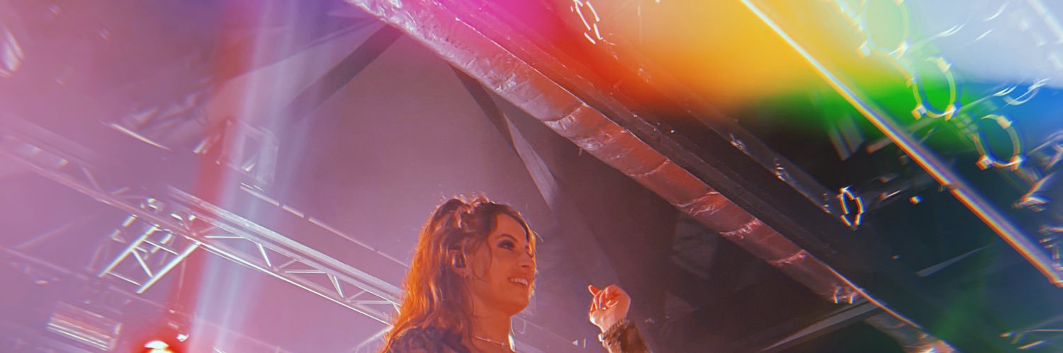 milasbowbox's profile banner image
