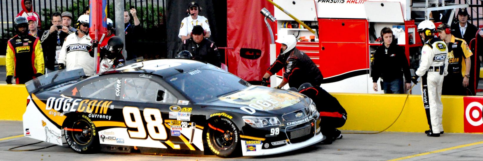 DogeCar Feed banner