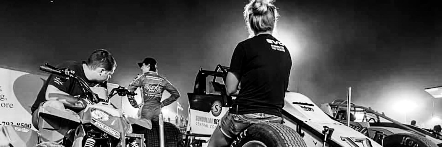 brooklynn_17's profile banner image
