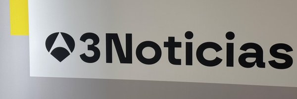 MonicaPradoRo Profile Banner