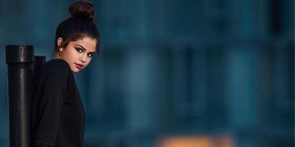 imagesofsel's profile banner image