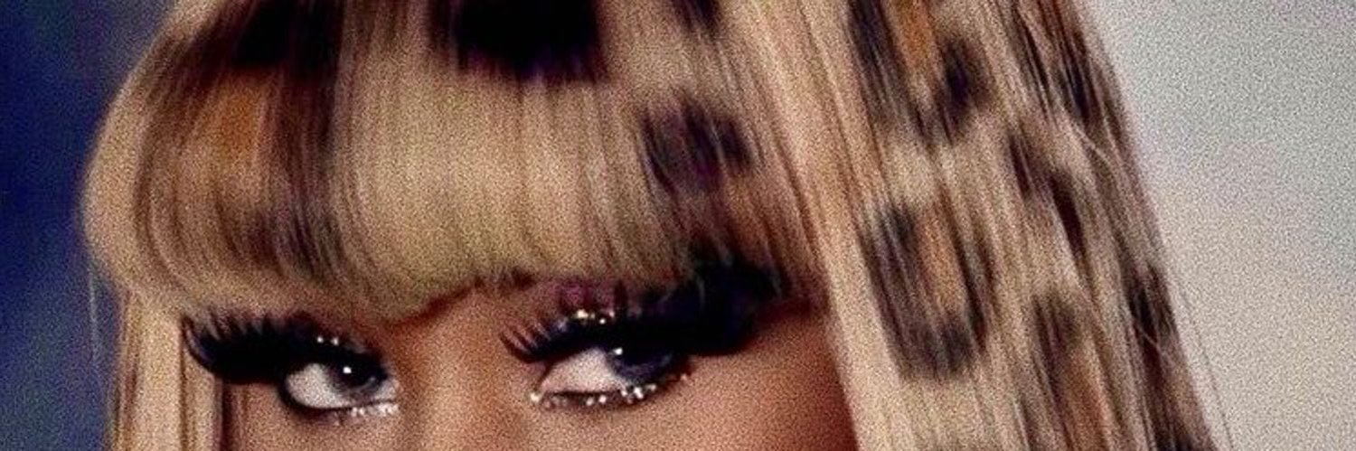 nicki’s personal shoppa's banner