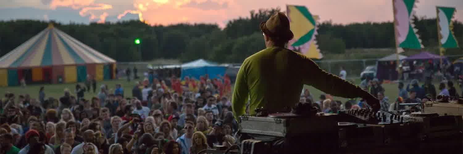 Ervanser's profile banner image