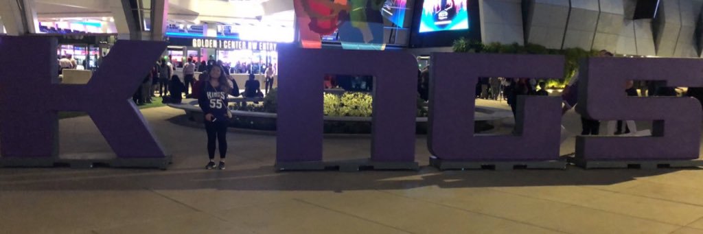 xovee__'s profile banner image