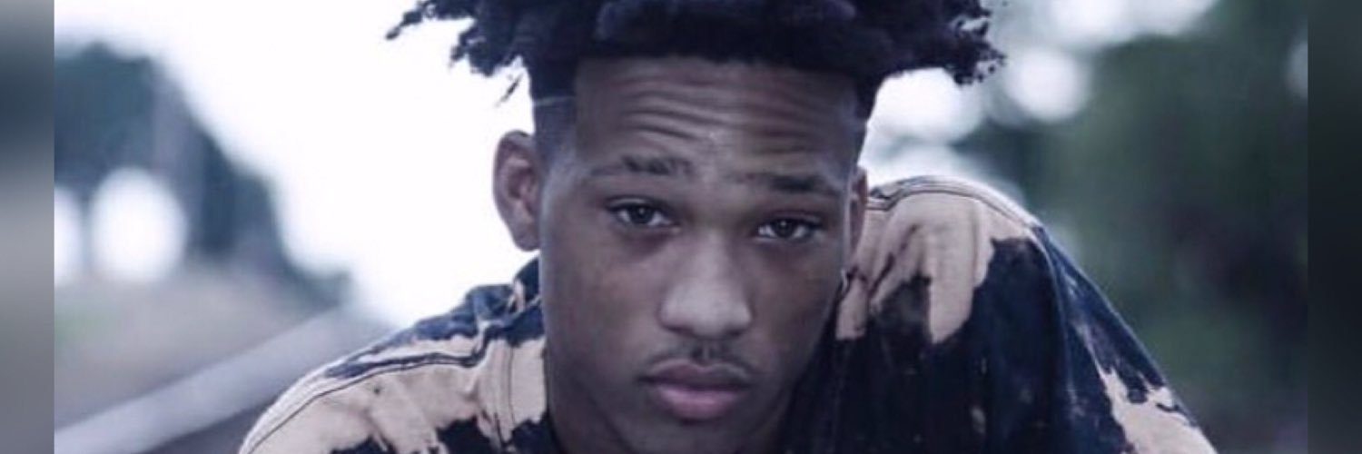 DeluxeeBootyhoe's profile banner image