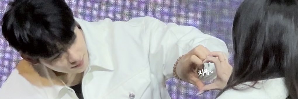eun3o0's profile banner image